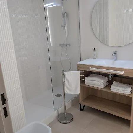 National מלון לורדה