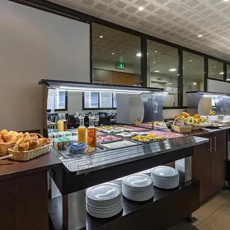 Hotel National 3*