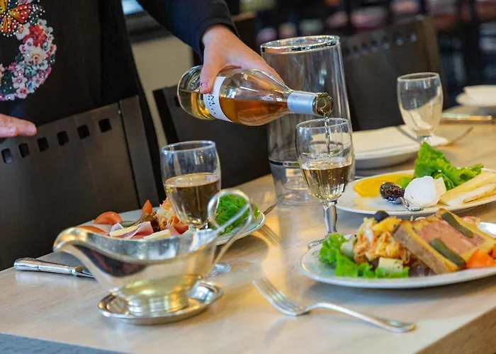 Готель National 3*