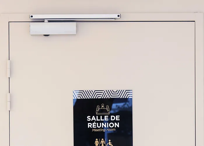 National Готель